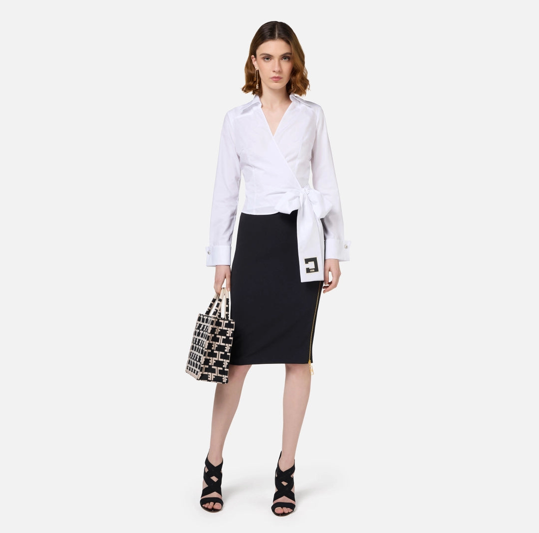 Camicia in popeline con fusciacca ricamata
